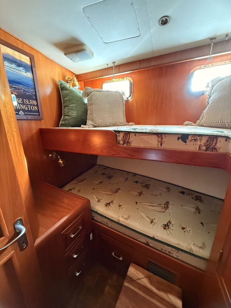 ISLAND GIRL 48ft Ocean Alexander Yacht For Sale