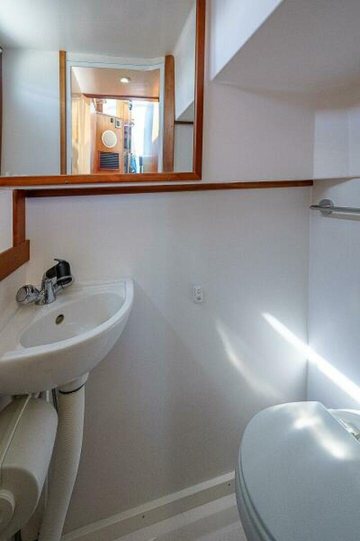 The Captain and the Kid 48ft Sabre Yacht For Sale