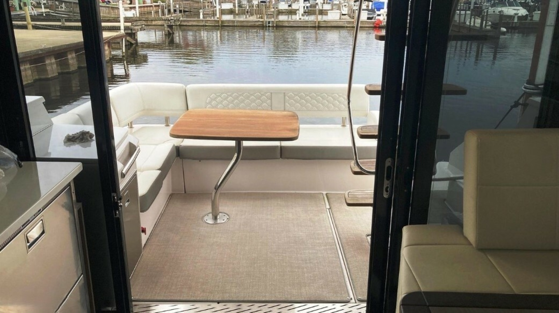 Regal 42 Fly Yacht For Sale