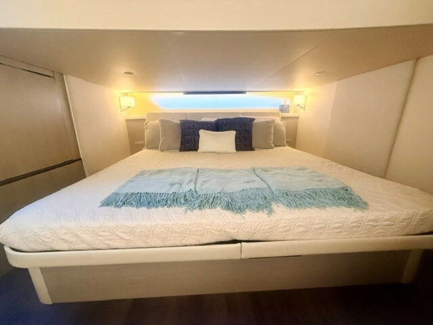 Regal 42 Fly Yacht For Sale