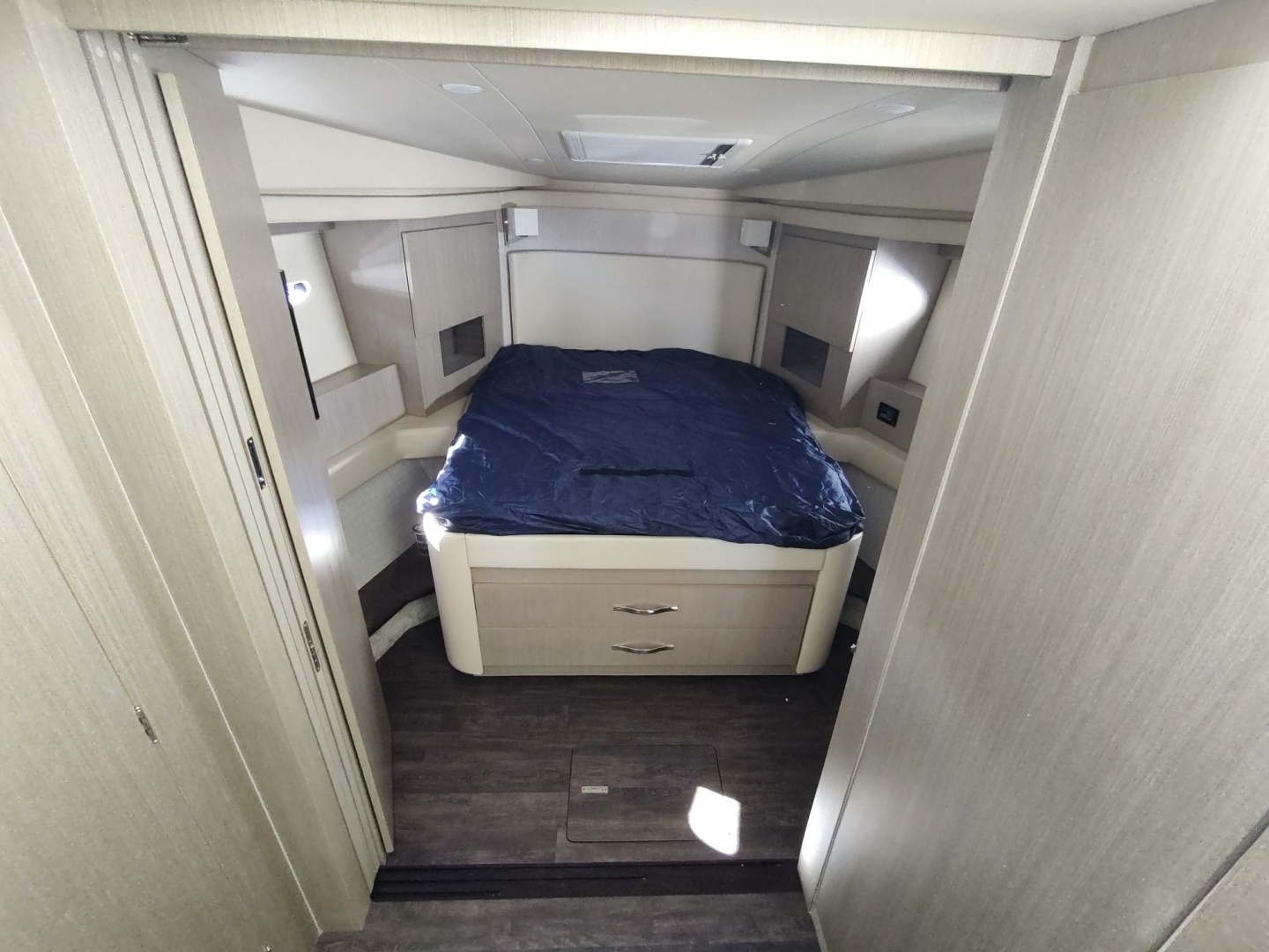 Regal 42 Fly Yacht For Sale