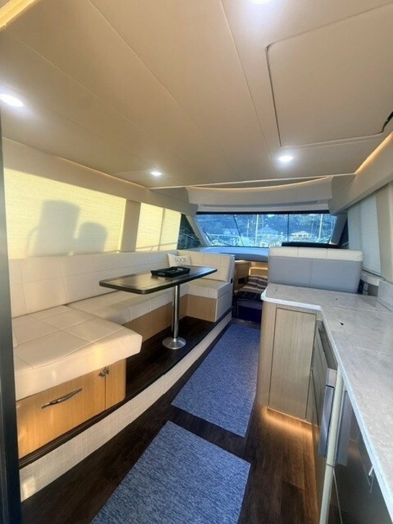 Regal 42 Fly Yacht For Sale