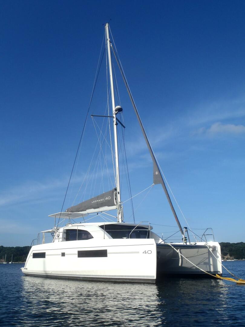 Isola 40ft Robertson  amp  Caine Yacht For Sale