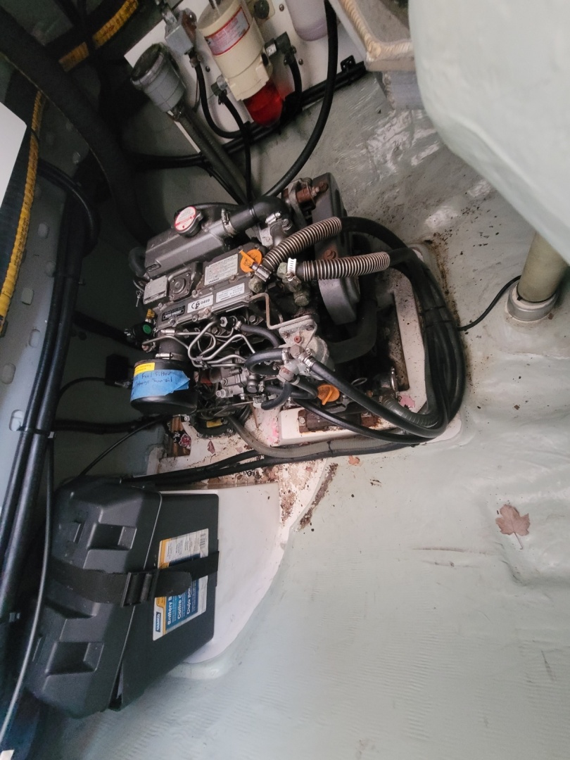 Isola 40ft Robertson  amp  Caine Yacht For Sale