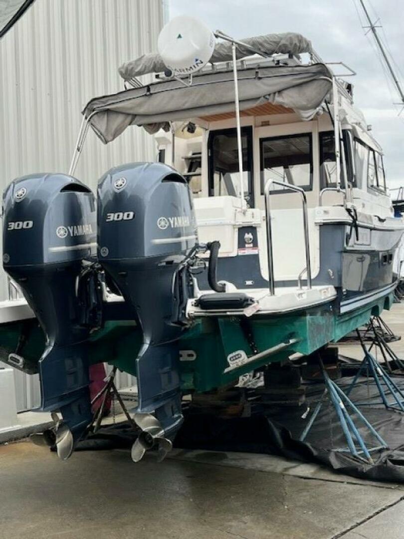 Yachtpuppy 32ft Cutwater Yacht For Sale