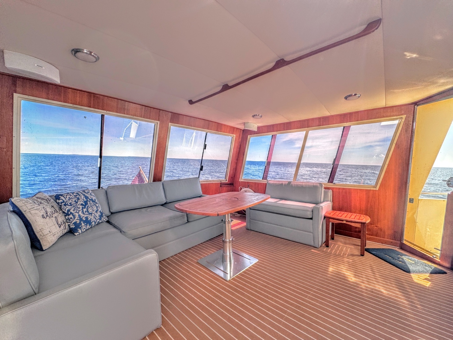 Viking 48 Motor Yacht Yacht For Sale