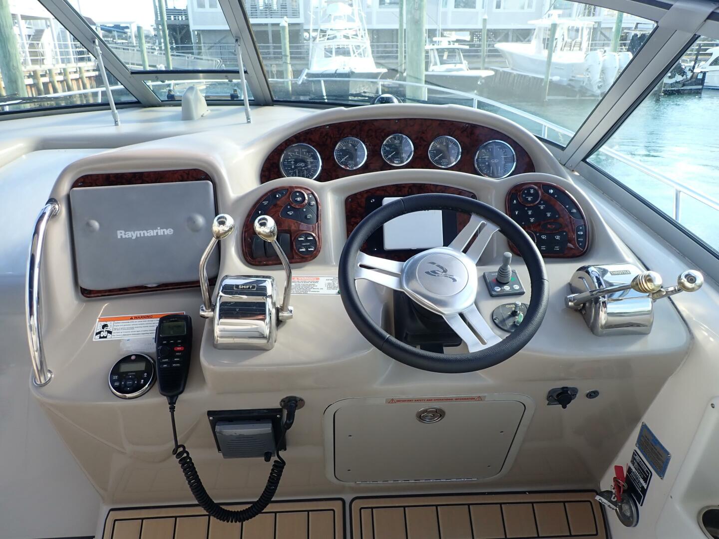Talkn Trash 34ft Sea Ray Yacht For Sale