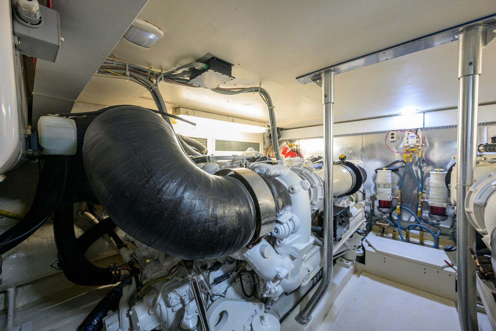 HOOK EM DANO 57ft Ocean Yachts Yacht For Sale