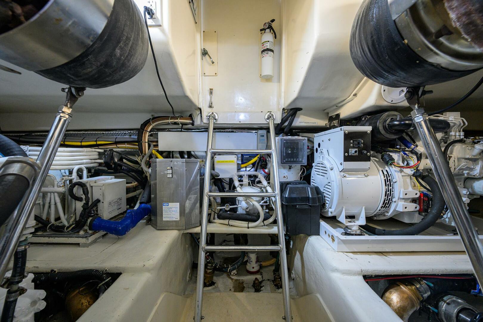 HOOK EM DANO 57ft Ocean Yachts Yacht For Sale