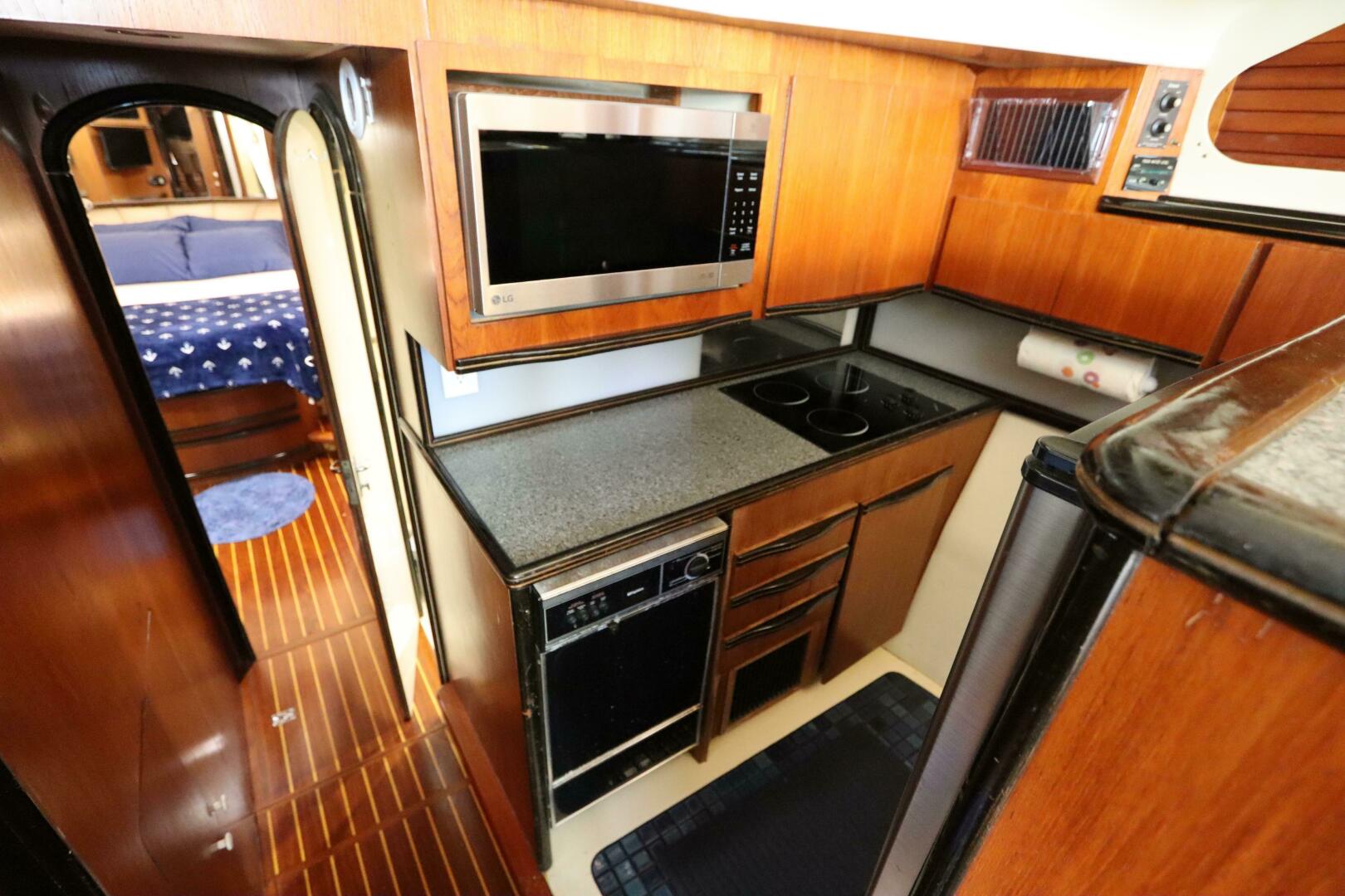 48ft Spectrum Yacht For Sale