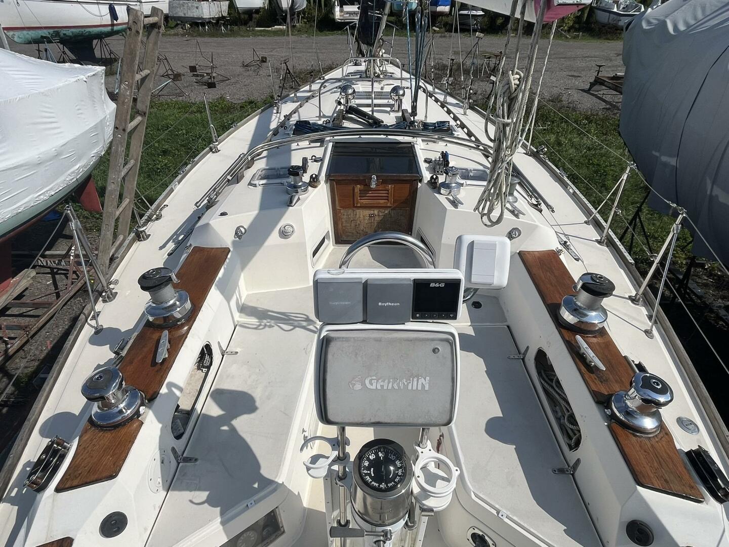 42ft Sabre Yacht For Sale 42ft Sabre Yacht For Sale