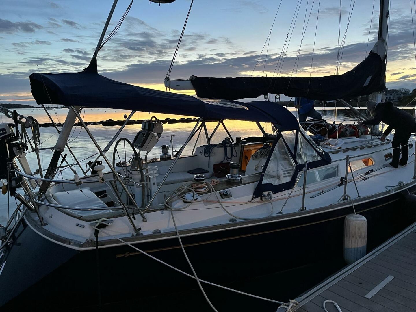42ft Sabre Yacht For Sale 42ft Sabre Yacht For Sale