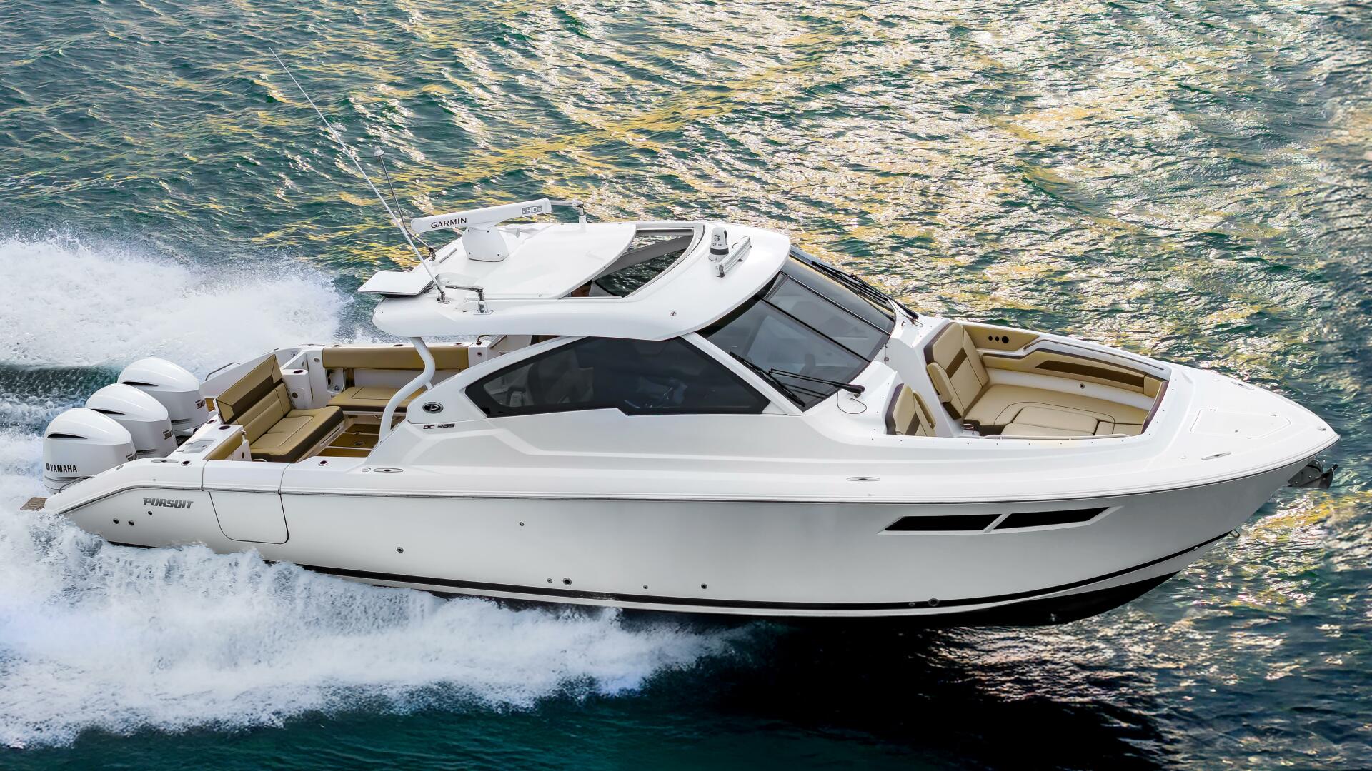 Breeezy 37ft Pursuit Yacht For Sale