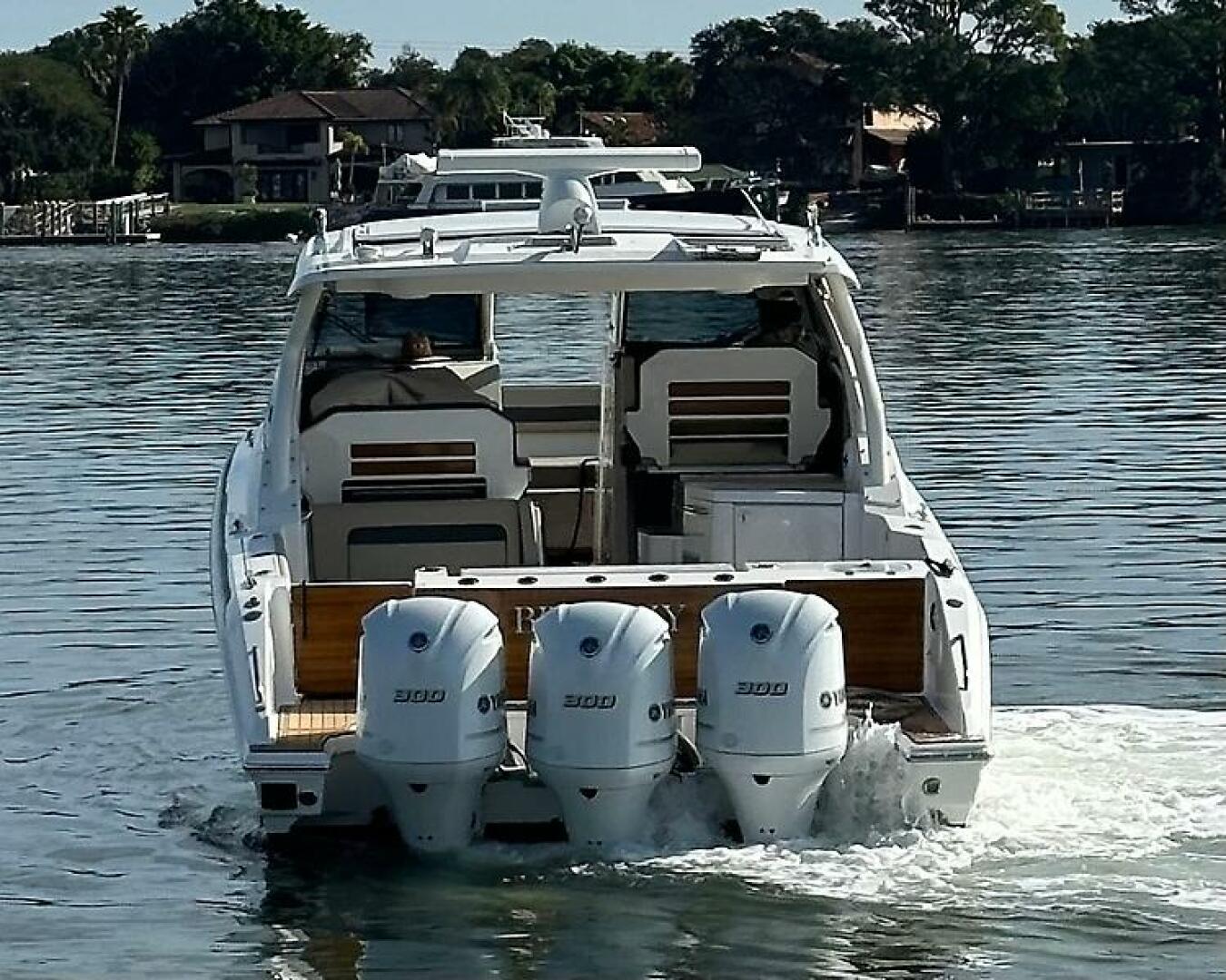 Breeezy 37ft Pursuit Yacht For Sale