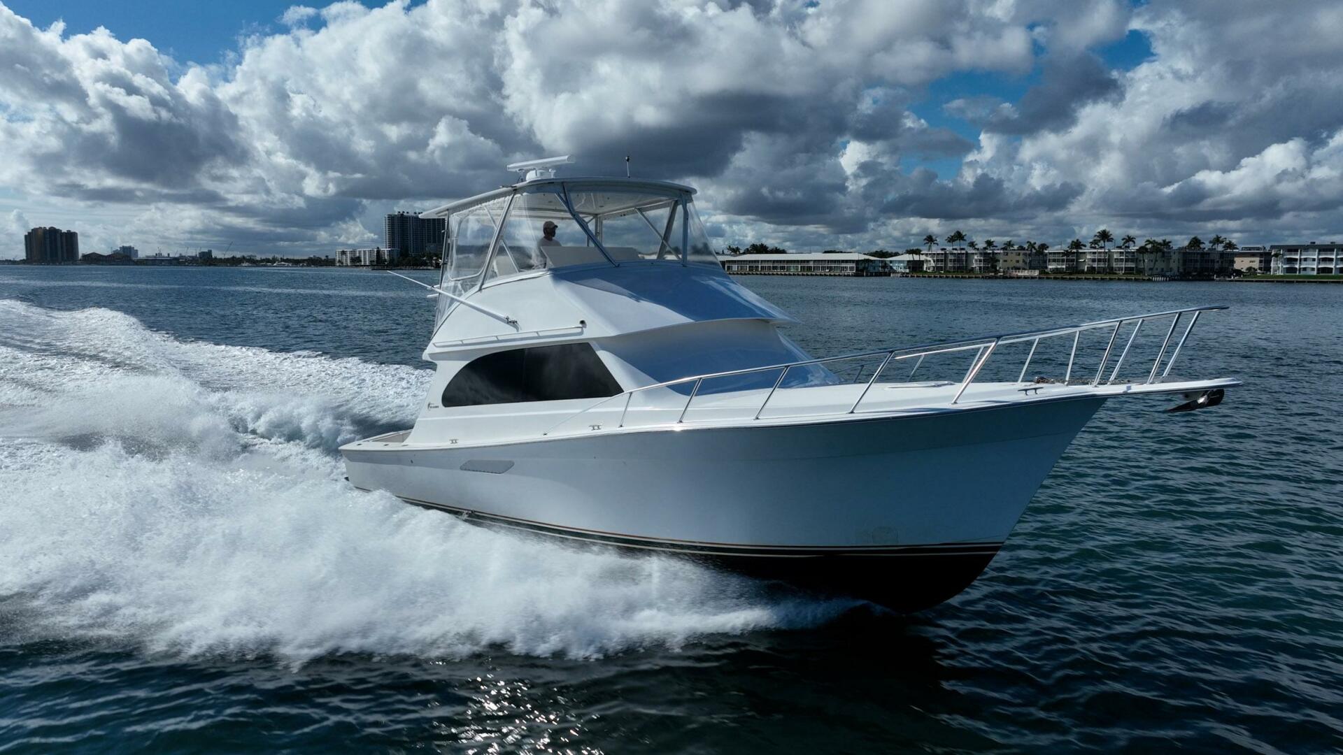 Manana 43ft Egg Harbor Yacht For Sale