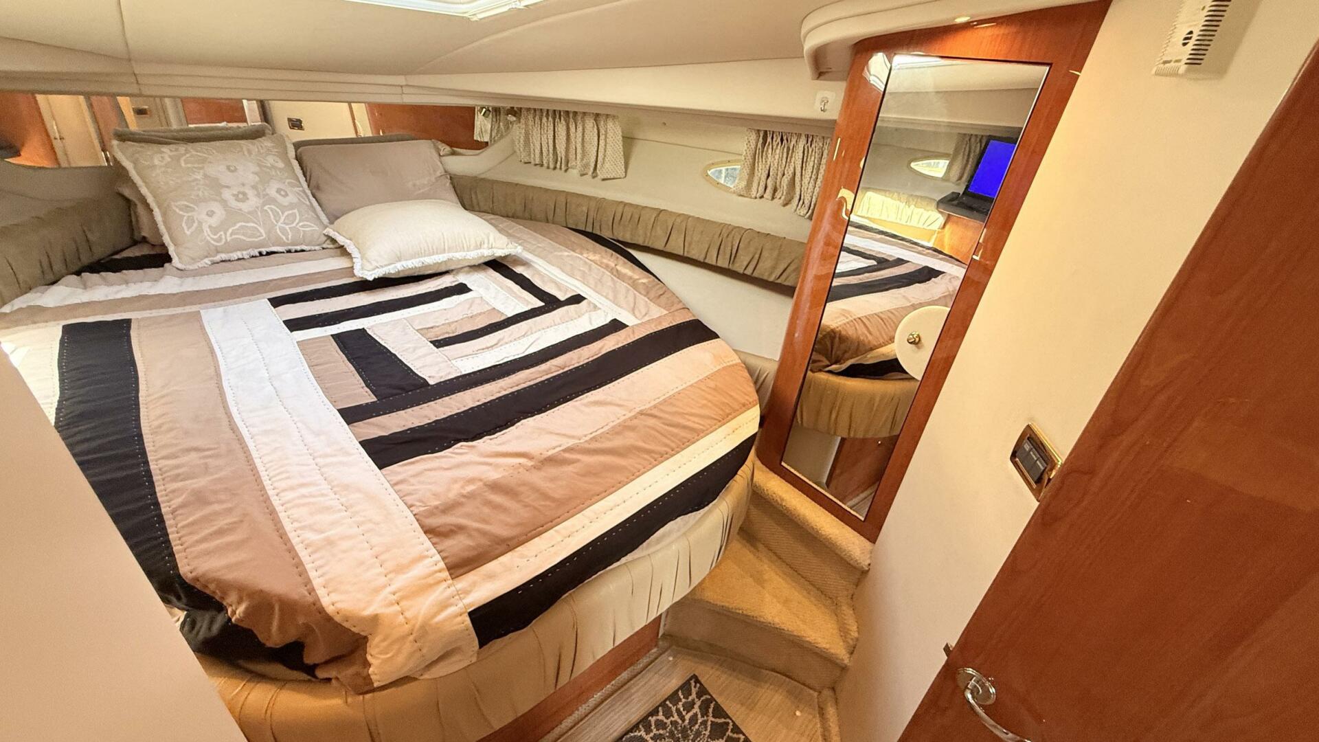 Banking Memories 41ft Sea Ray Yacht For Sale