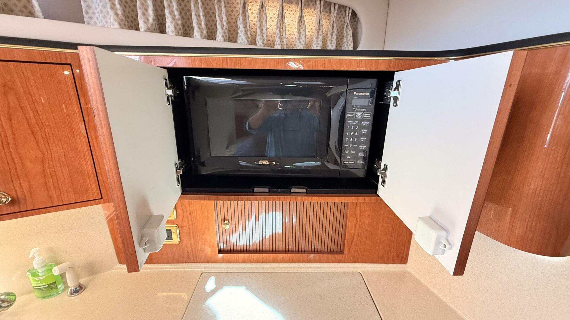 Banking Memories 41ft Sea Ray Yacht For Sale