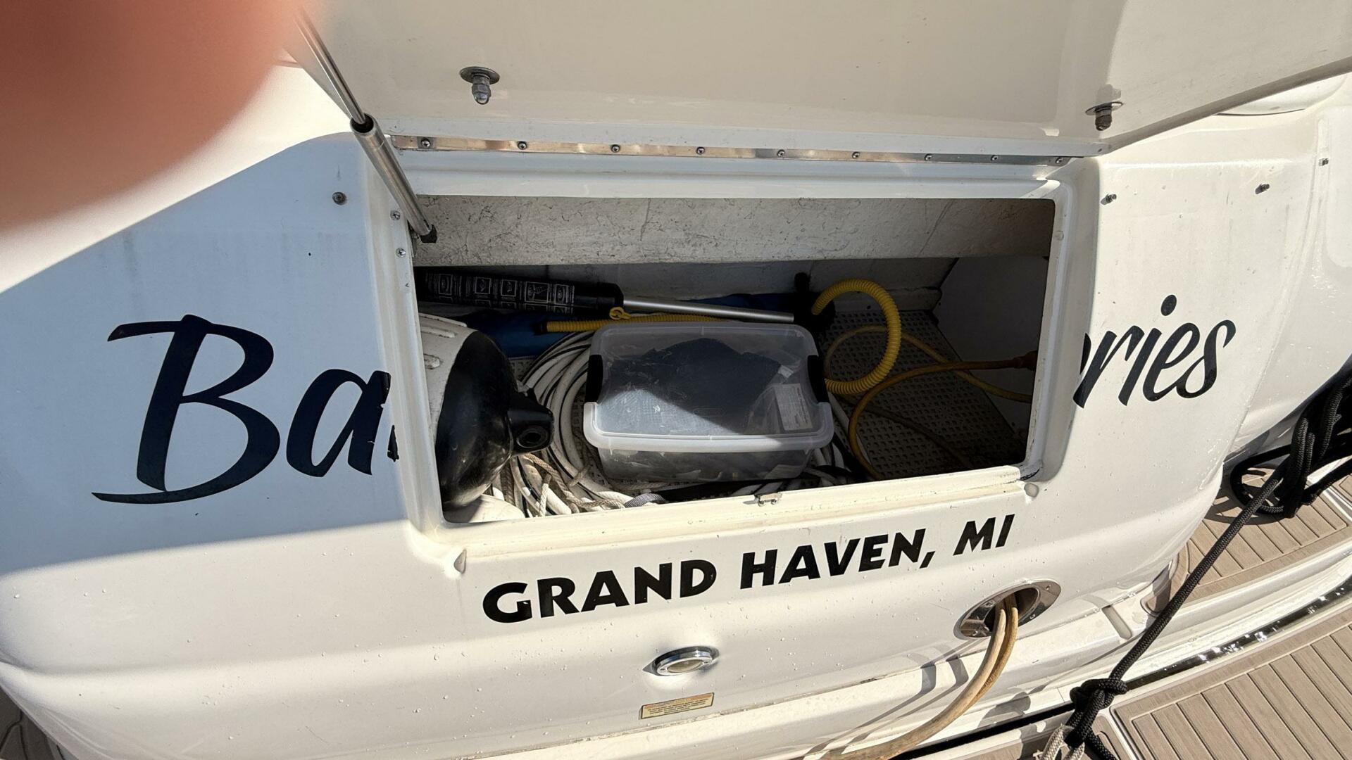 Banking Memories 41ft Sea Ray Yacht For Sale