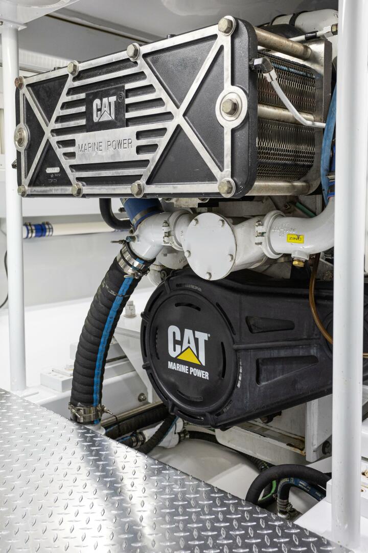 HT HOOK 72ft Merritt Yacht For Sale