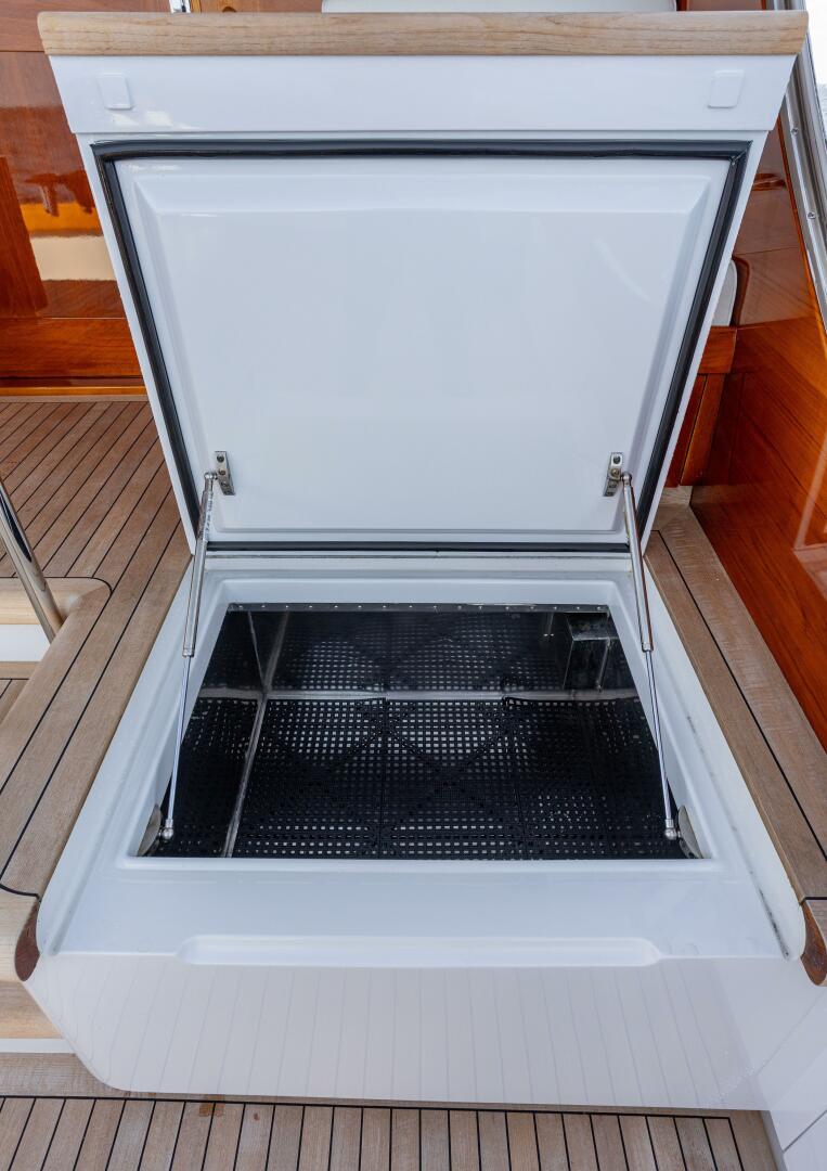 HT HOOK 72ft Merritt Yacht For Sale