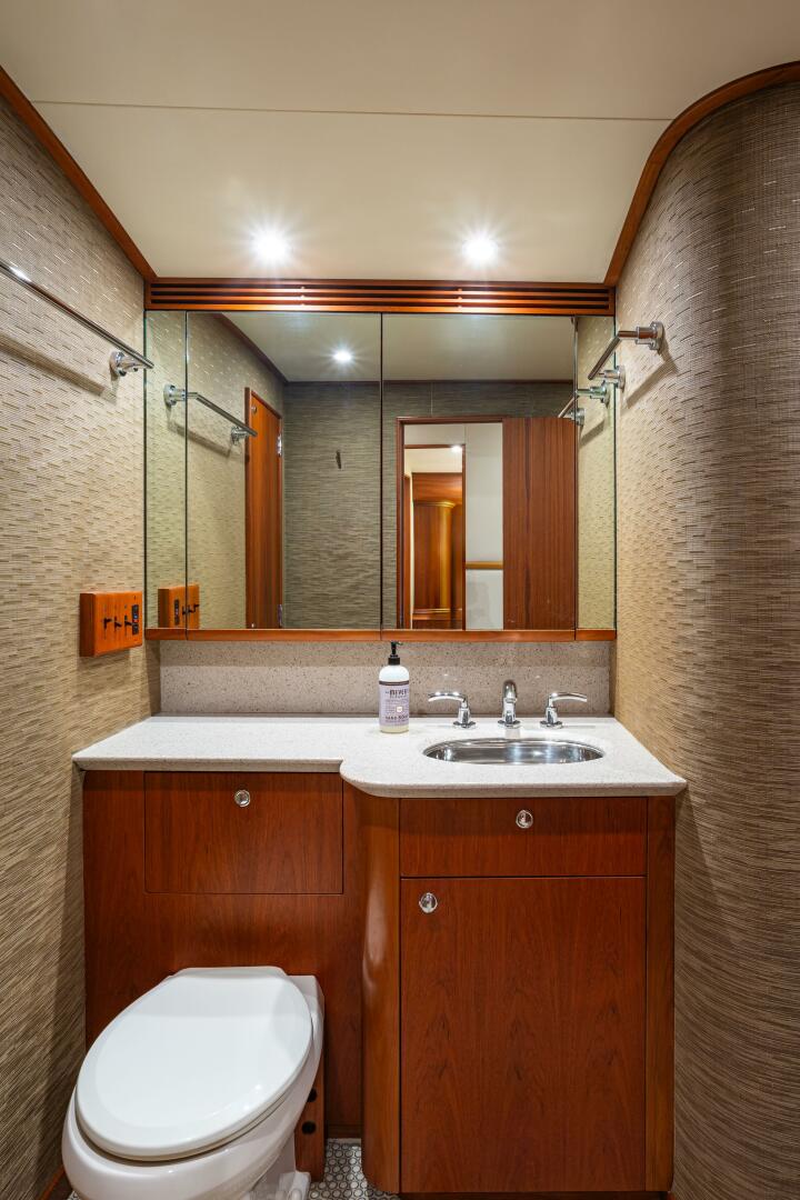 HT HOOK 72ft Merritt Yacht For Sale