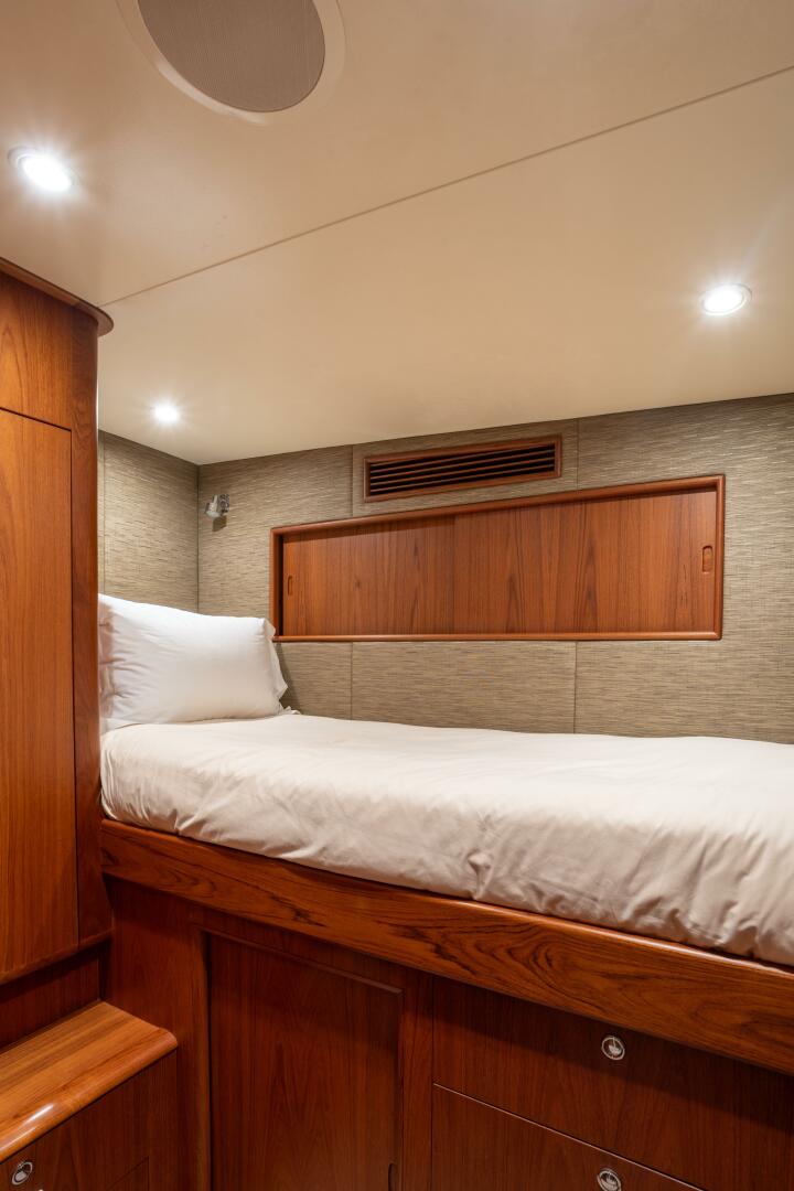 HT HOOK 72ft Merritt Yacht For Sale