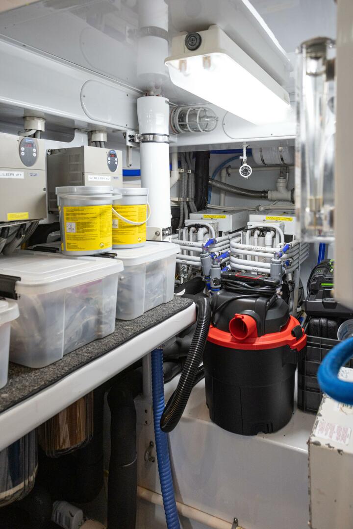 HT HOOK 72ft Merritt Yacht For Sale