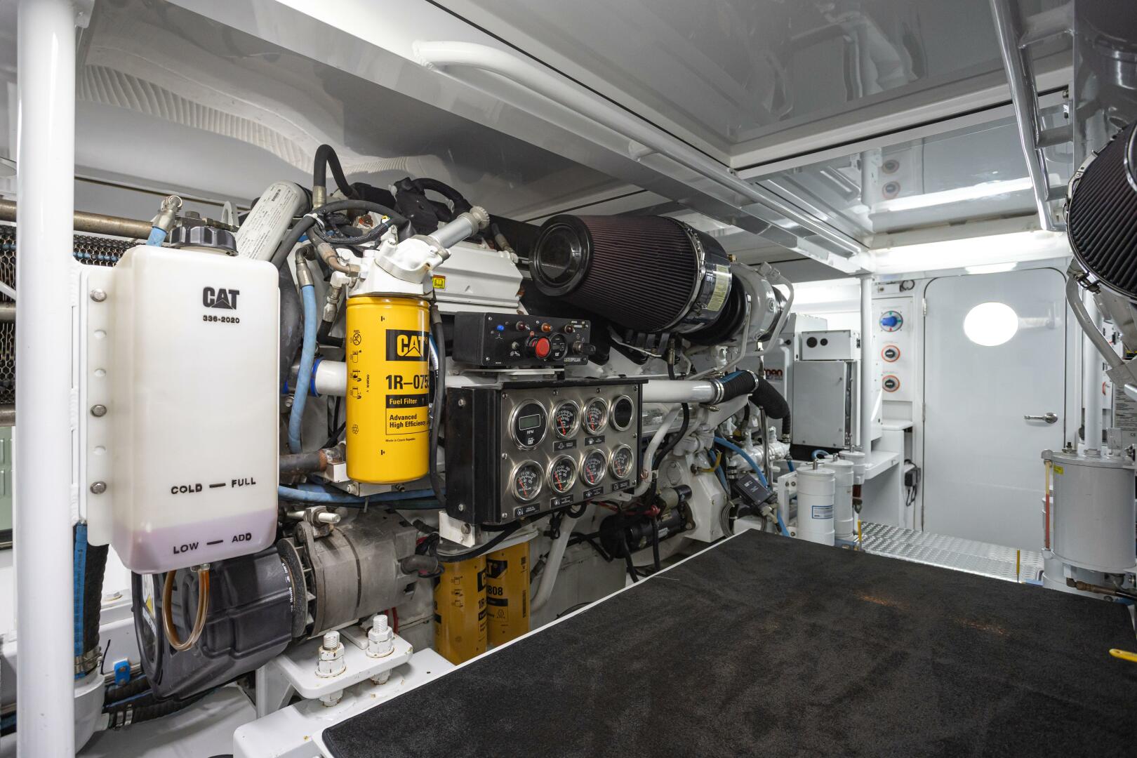 HT HOOK 72ft Merritt Yacht For Sale