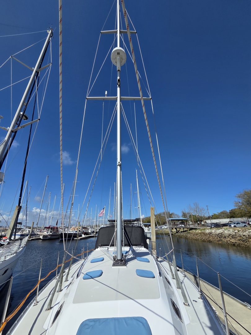 Here  amp  Now 44ft Catalina Yacht For Sale