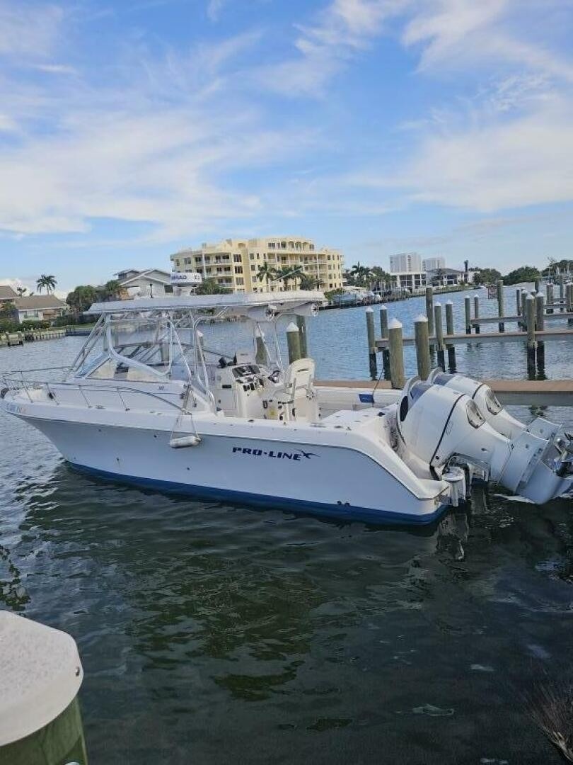 2004 Pro-Line 30 Express Walkaround