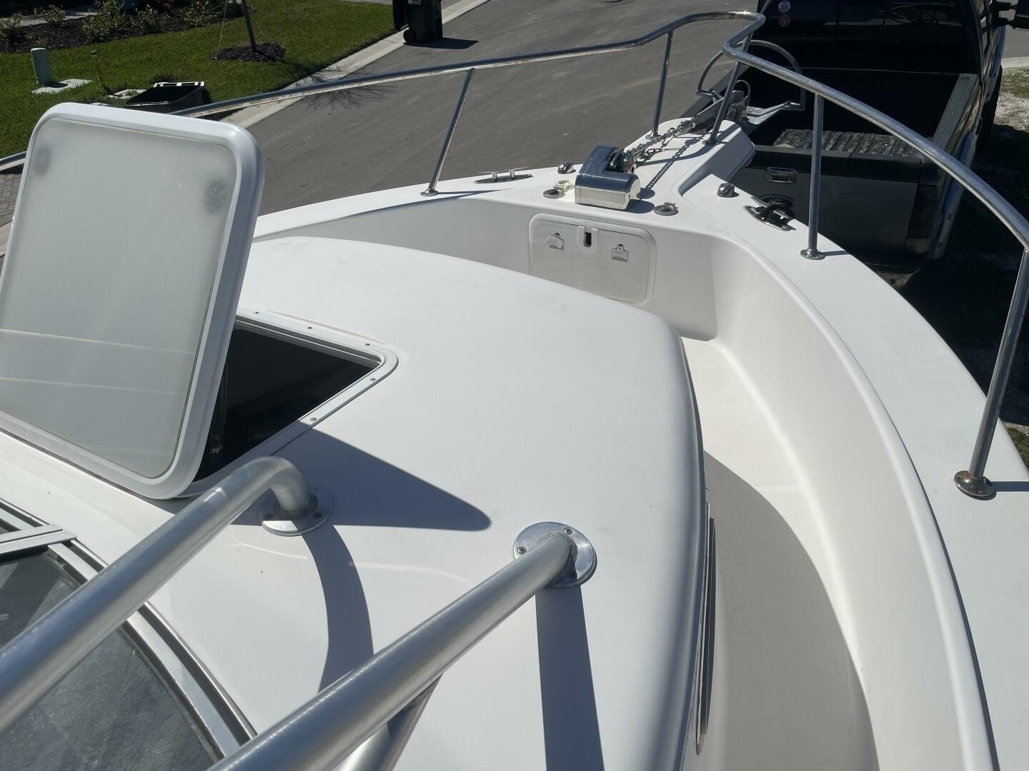 32ft Pro Line Yacht For Sale