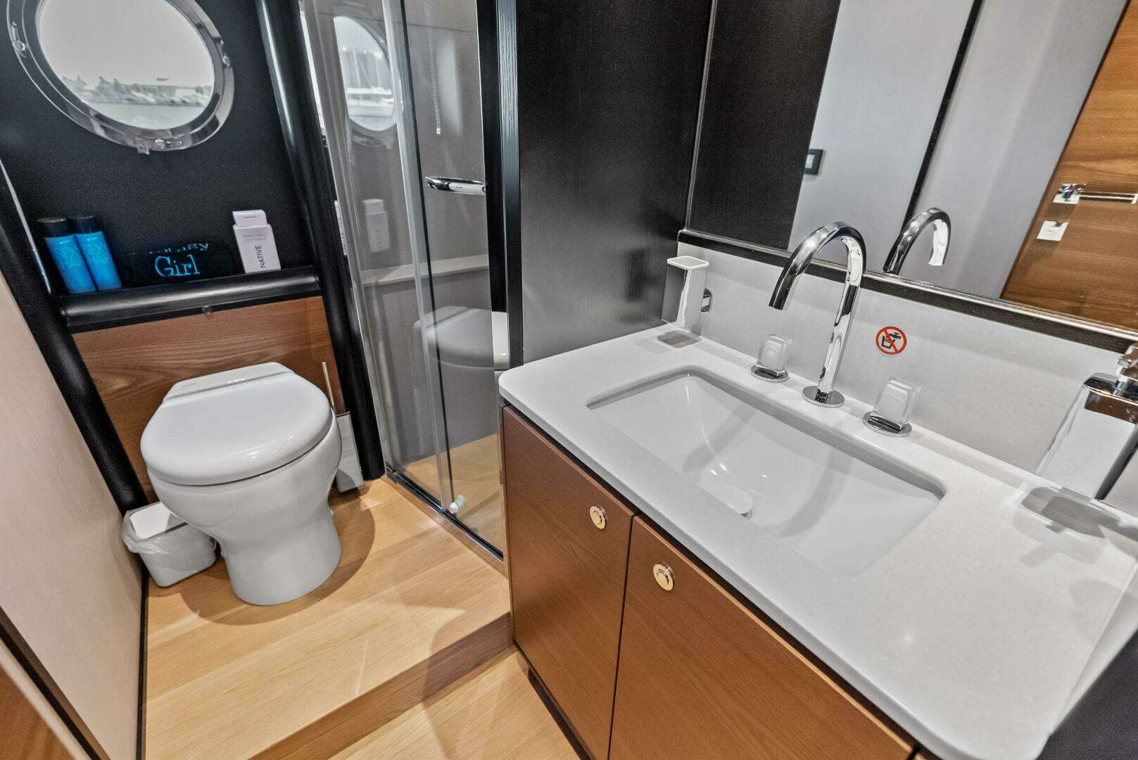 Absolute 75 Navetta Yacht For Sale