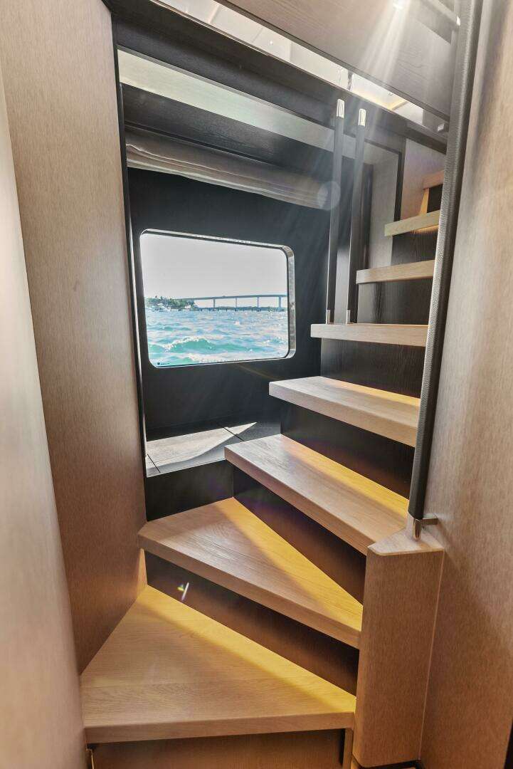 Absolute 75 Navetta Yacht For Sale