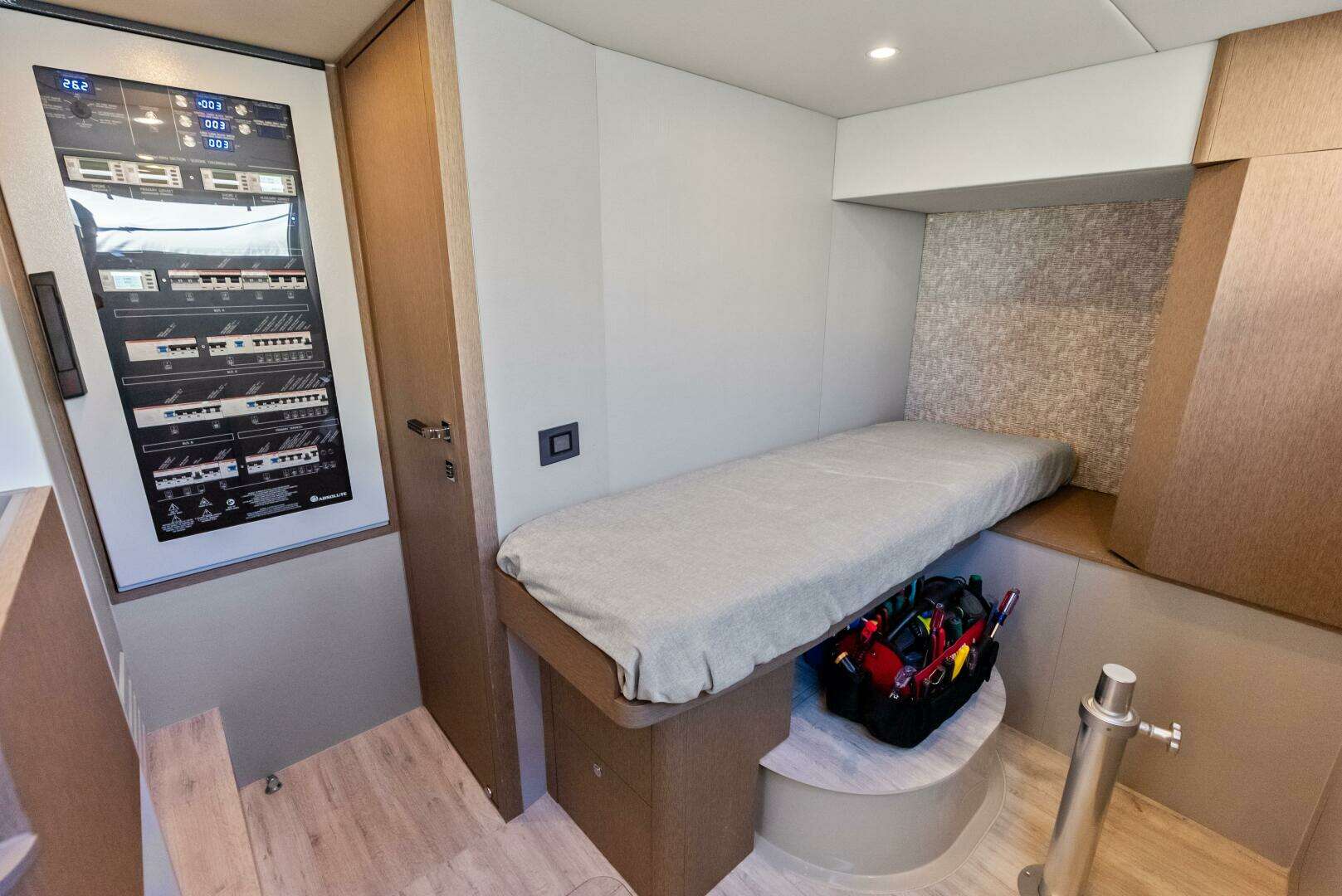 Absolute 75 Navetta Yacht For Sale