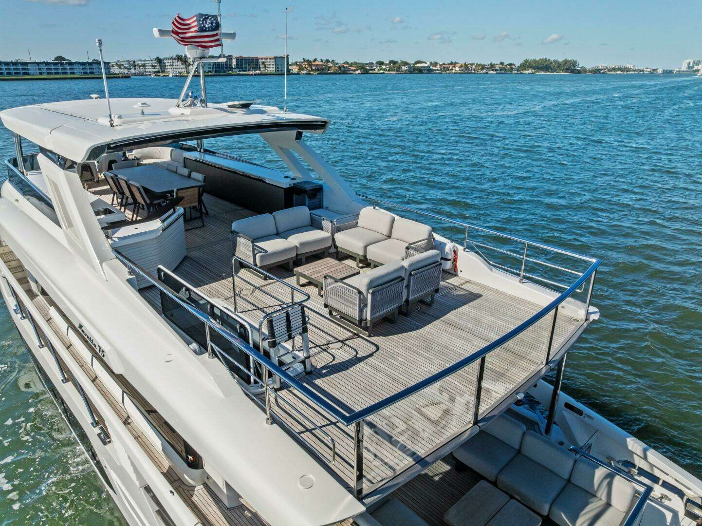 Absolute 75 Navetta Yacht For Sale