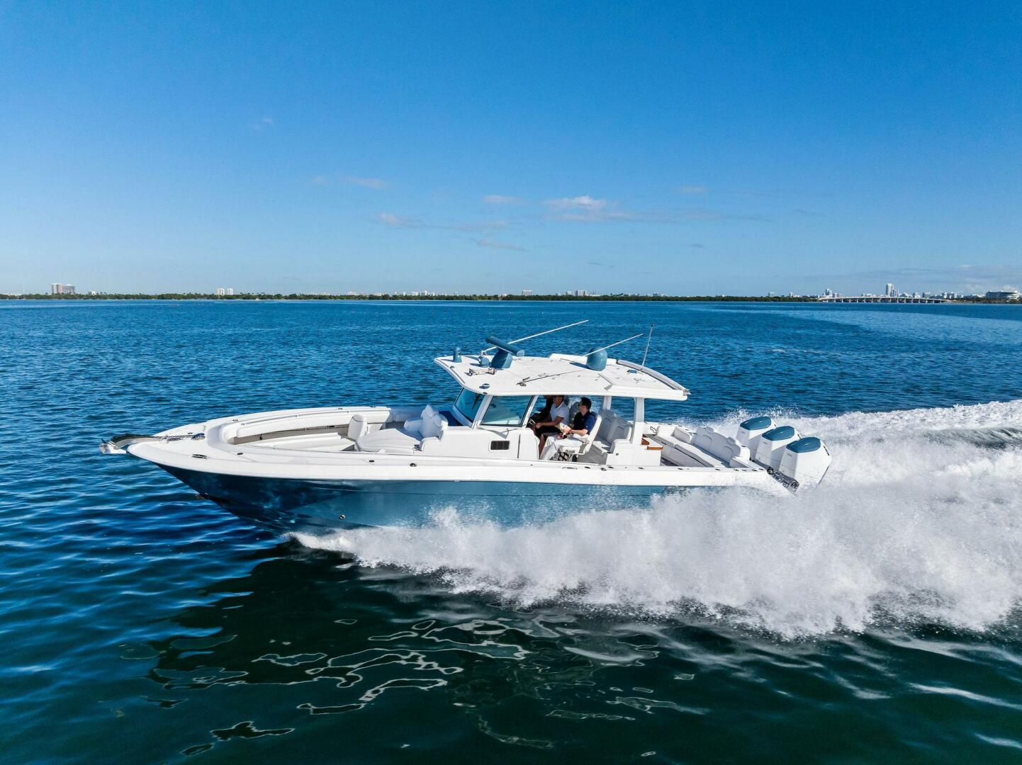 No Name 42ft HCB Yacht For Sale