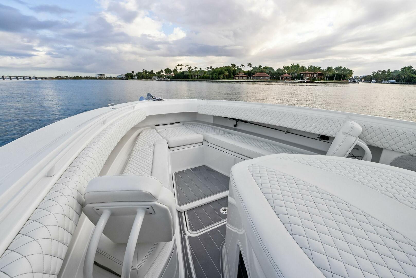 No Name 42ft HCB Yacht For Sale