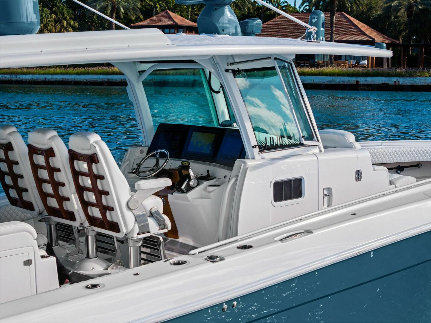 No Name 42ft HCB Yacht For Sale