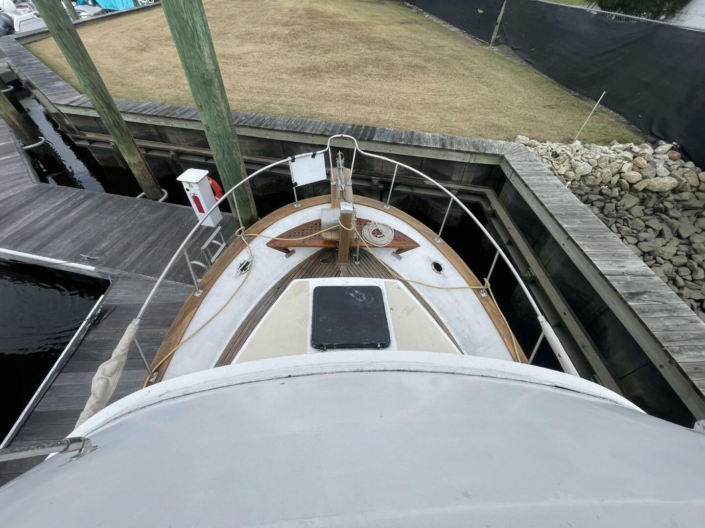 Lady mar 34ft Marine Trader Yacht For Sale