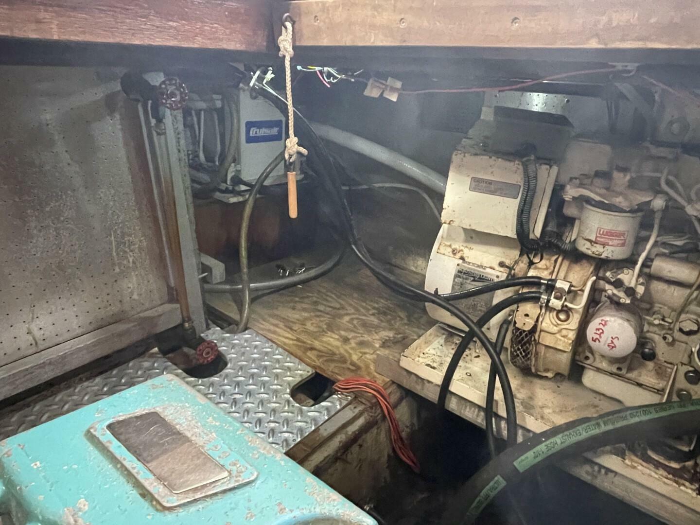 Lady mar 34ft Marine Trader Yacht For Sale