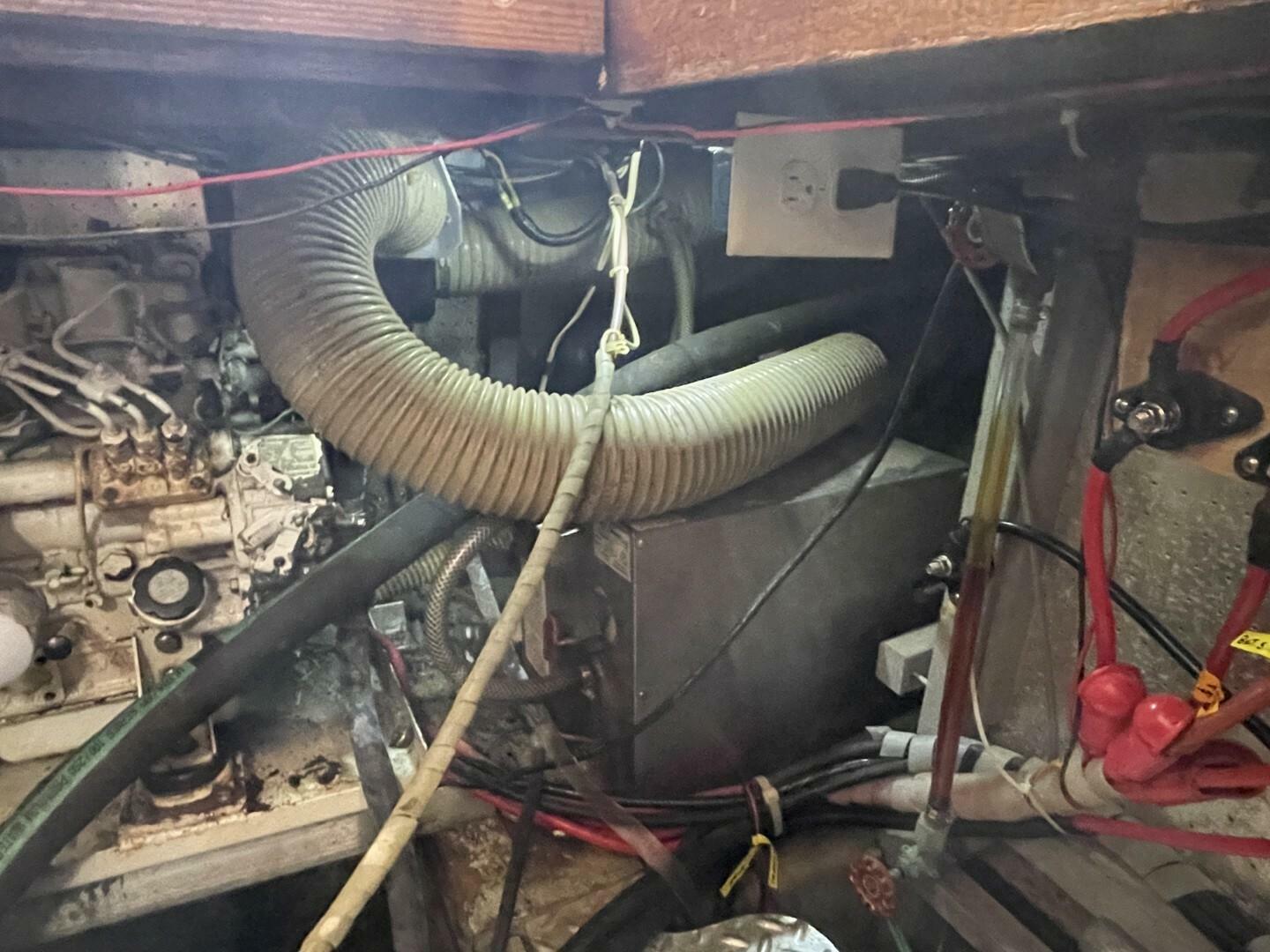 Lady mar 34ft Marine Trader Yacht For Sale