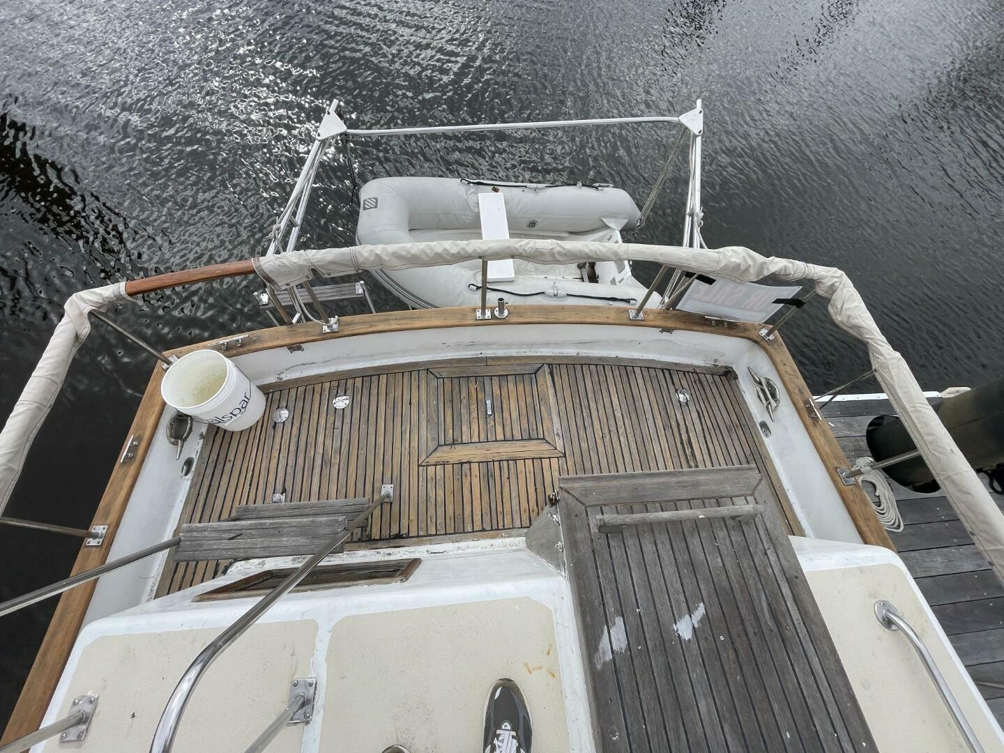 Lady mar 34ft Marine Trader Yacht For Sale