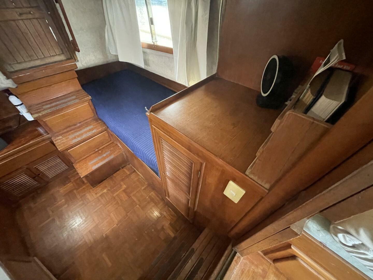 Lady mar 34ft Marine Trader Yacht For Sale