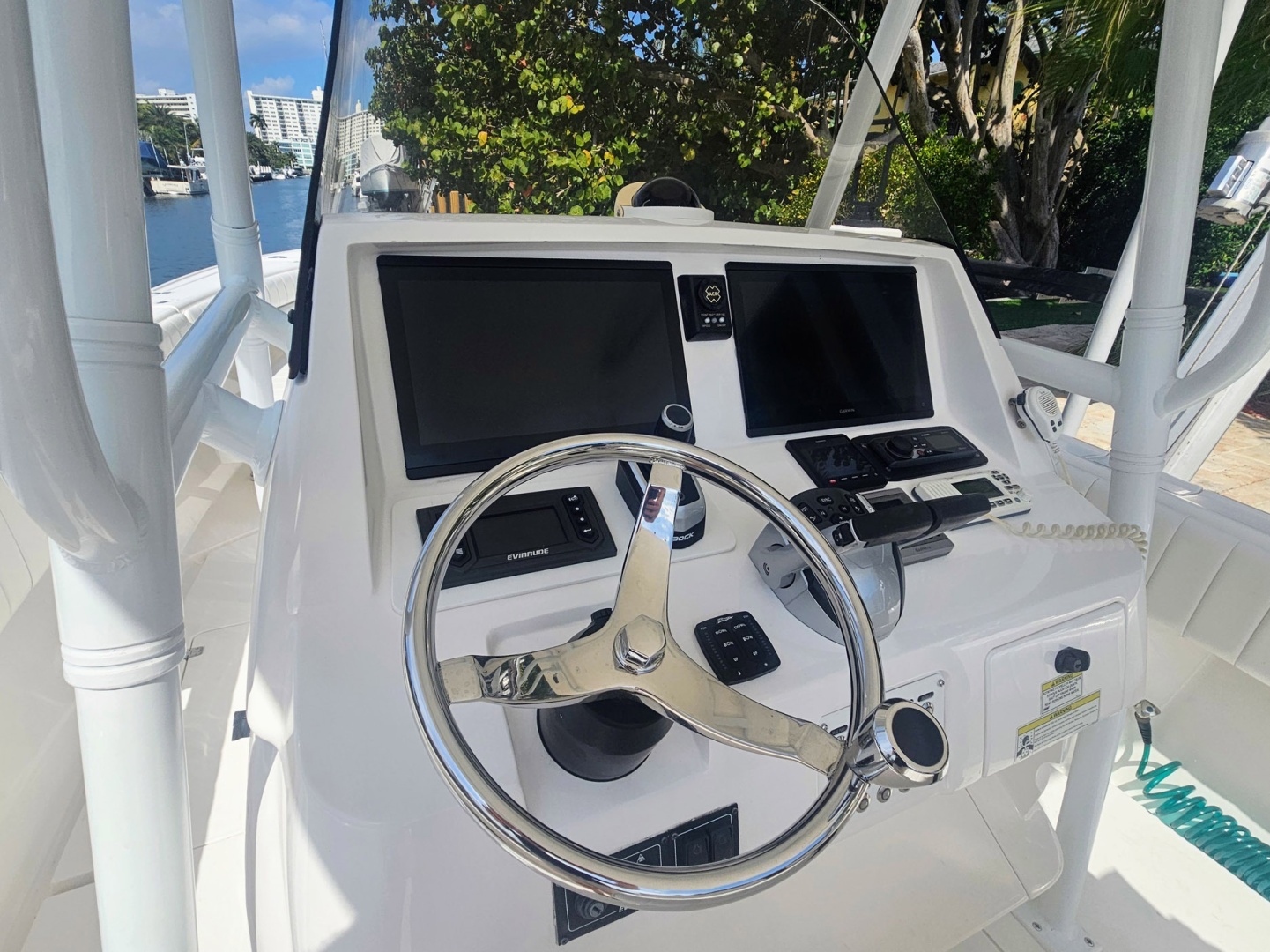 Quid Pro Quo 30ft Intrepid Yacht For Sale Quid Pro Quo 30ft Intrepid Yacht For Sale