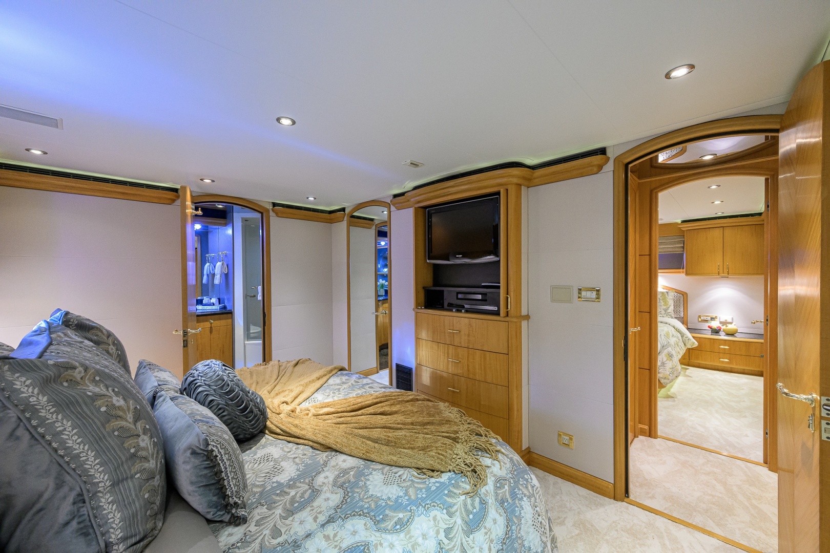 CHARLOTTE ANN 125ft Cheoy Lee Yacht For Sale