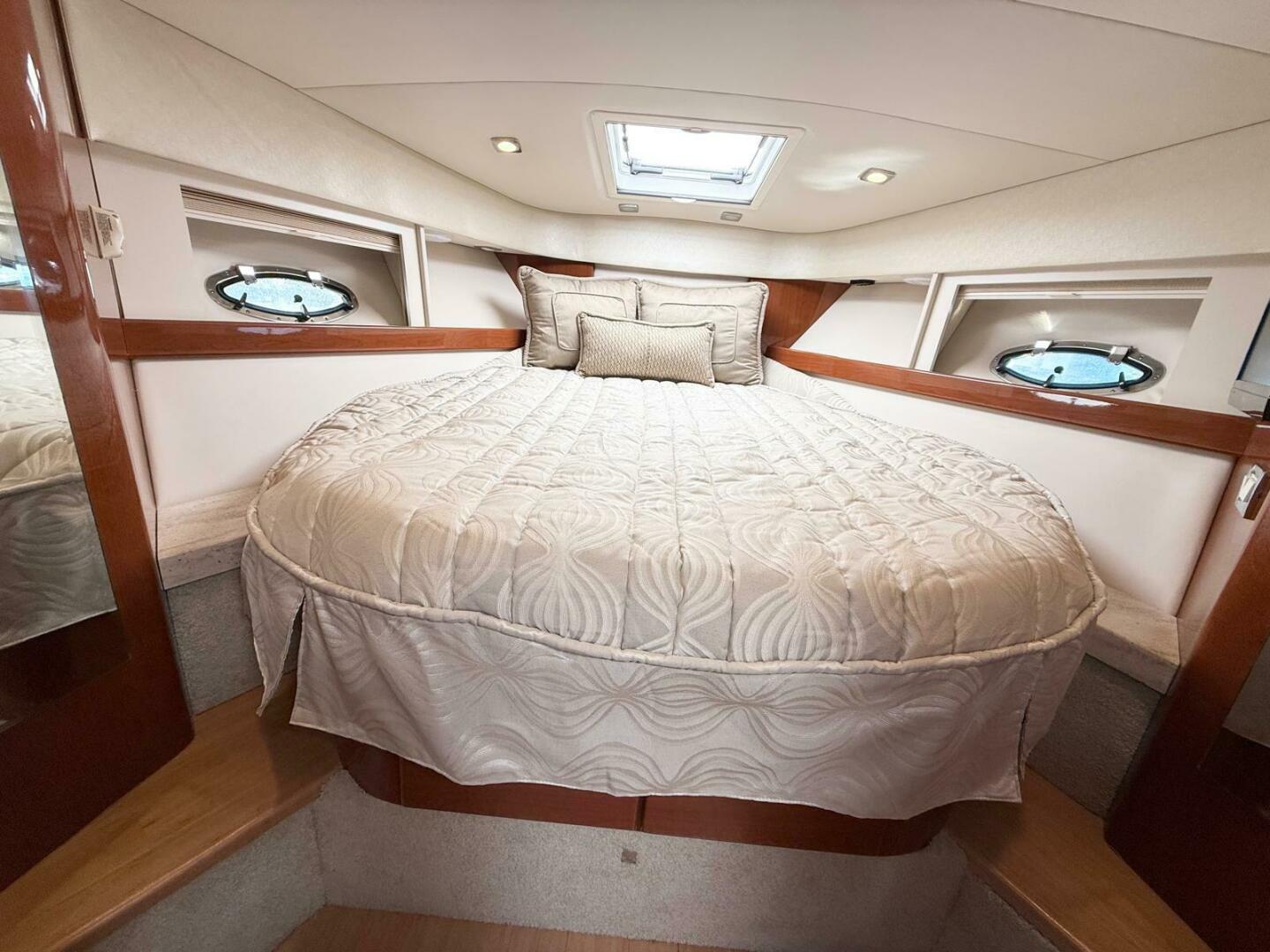 GAME CHANGER 37ft Formula Yacht For Sale GAME CHANGER 37ft Formula Yacht For Sale