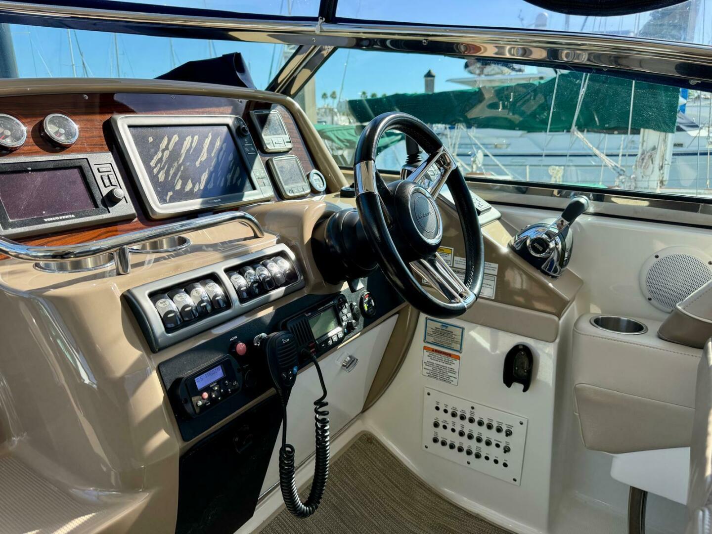 GAME CHANGER 37ft Formula Yacht For Sale GAME CHANGER 37ft Formula Yacht For Sale