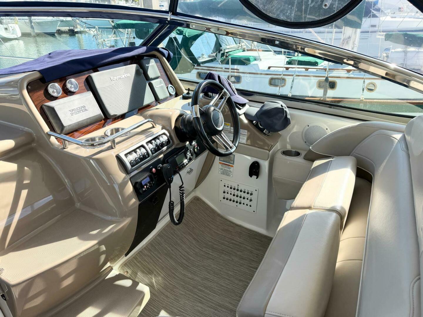 GAME CHANGER 37ft Formula Yacht For Sale GAME CHANGER 37ft Formula Yacht For Sale