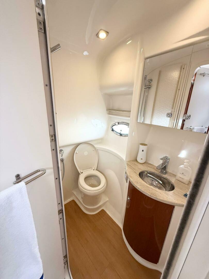 GAME CHANGER 37ft Formula Yacht For Sale GAME CHANGER 37ft Formula Yacht For Sale