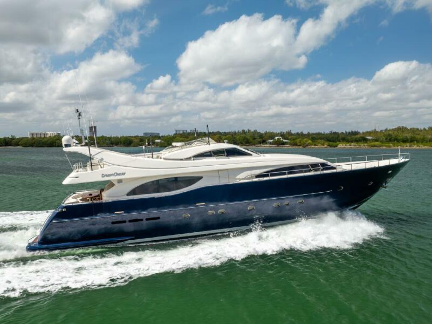 DREAMCHASER 94ft Ferretti Yachts Yacht For Sale